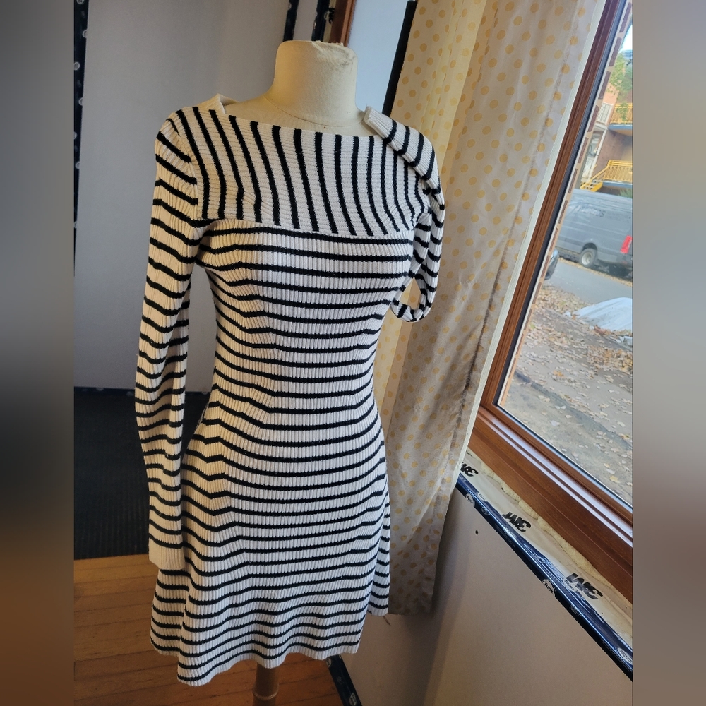TWIK striped Knit long sleeved dress size medium boatneck knitwear